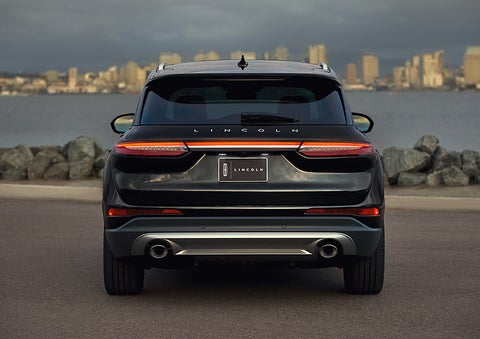 The rear lighting of the 2024 Lincoln Corsair® SUV spans the entire width of the vehicle. | Koons Lincoln of Bethesda in Silver Spring MD